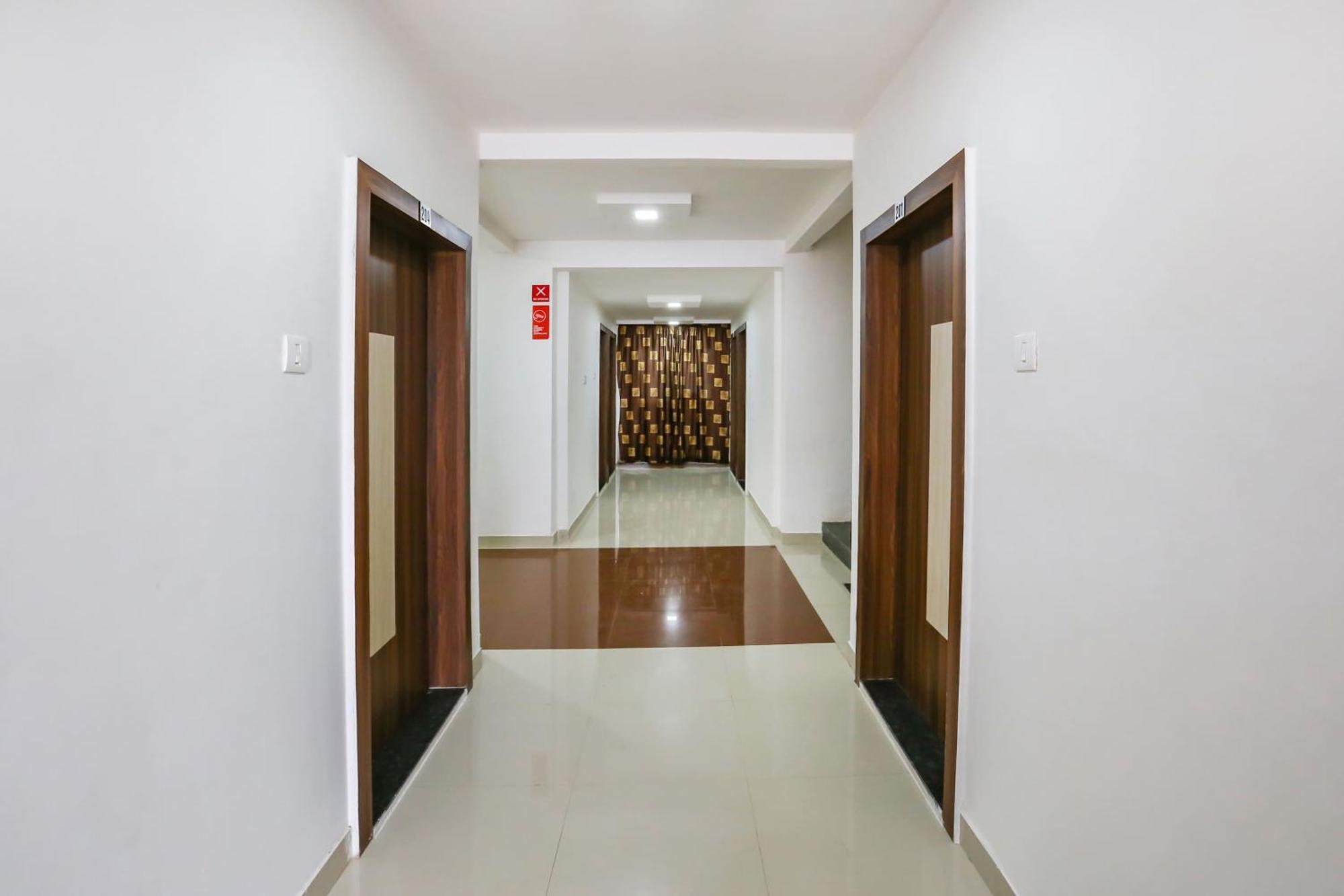 Hotel O Pingara Executive Phursungi ภายนอก รูปภาพ