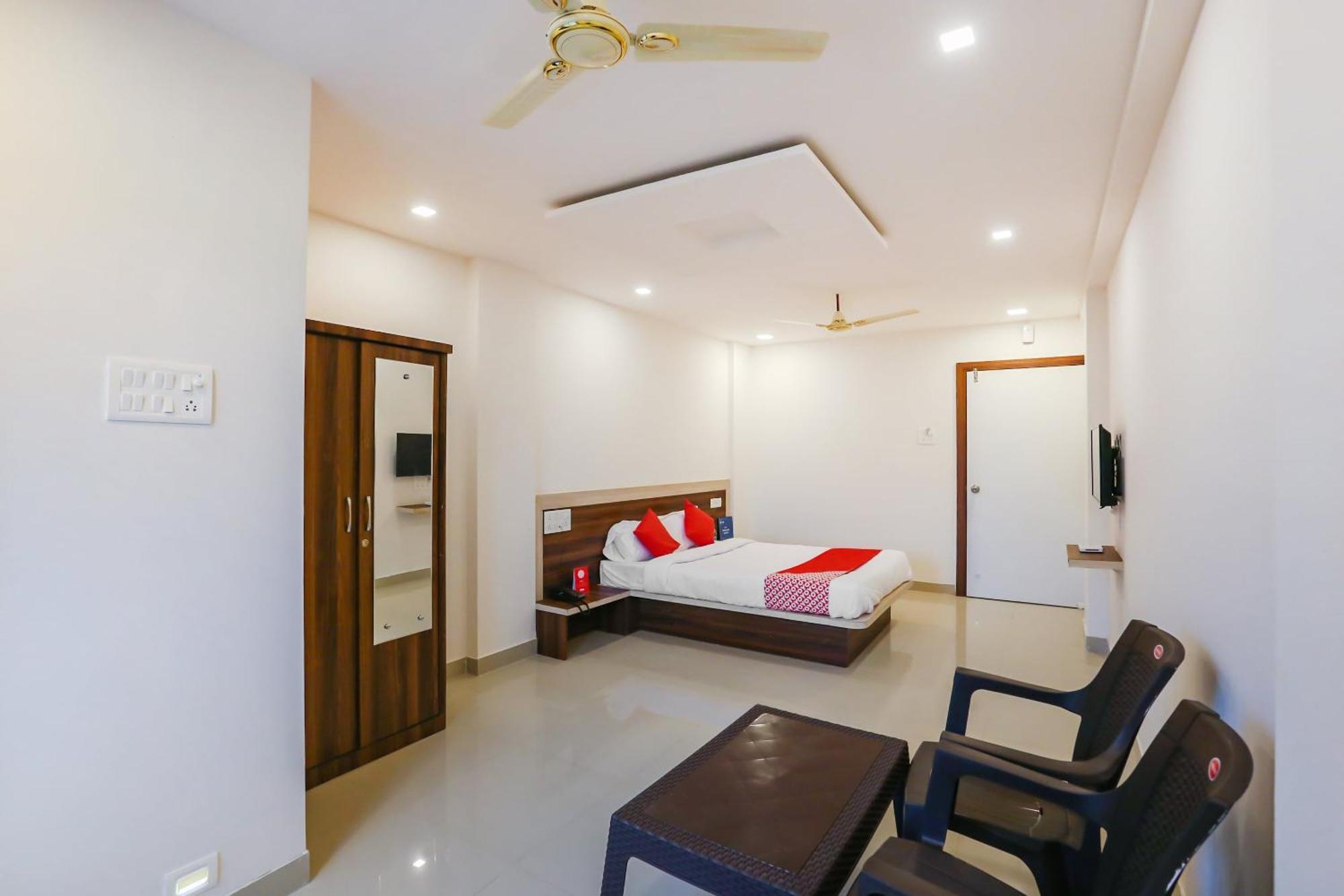 Hotel O Pingara Executive Phursungi ภายนอก รูปภาพ