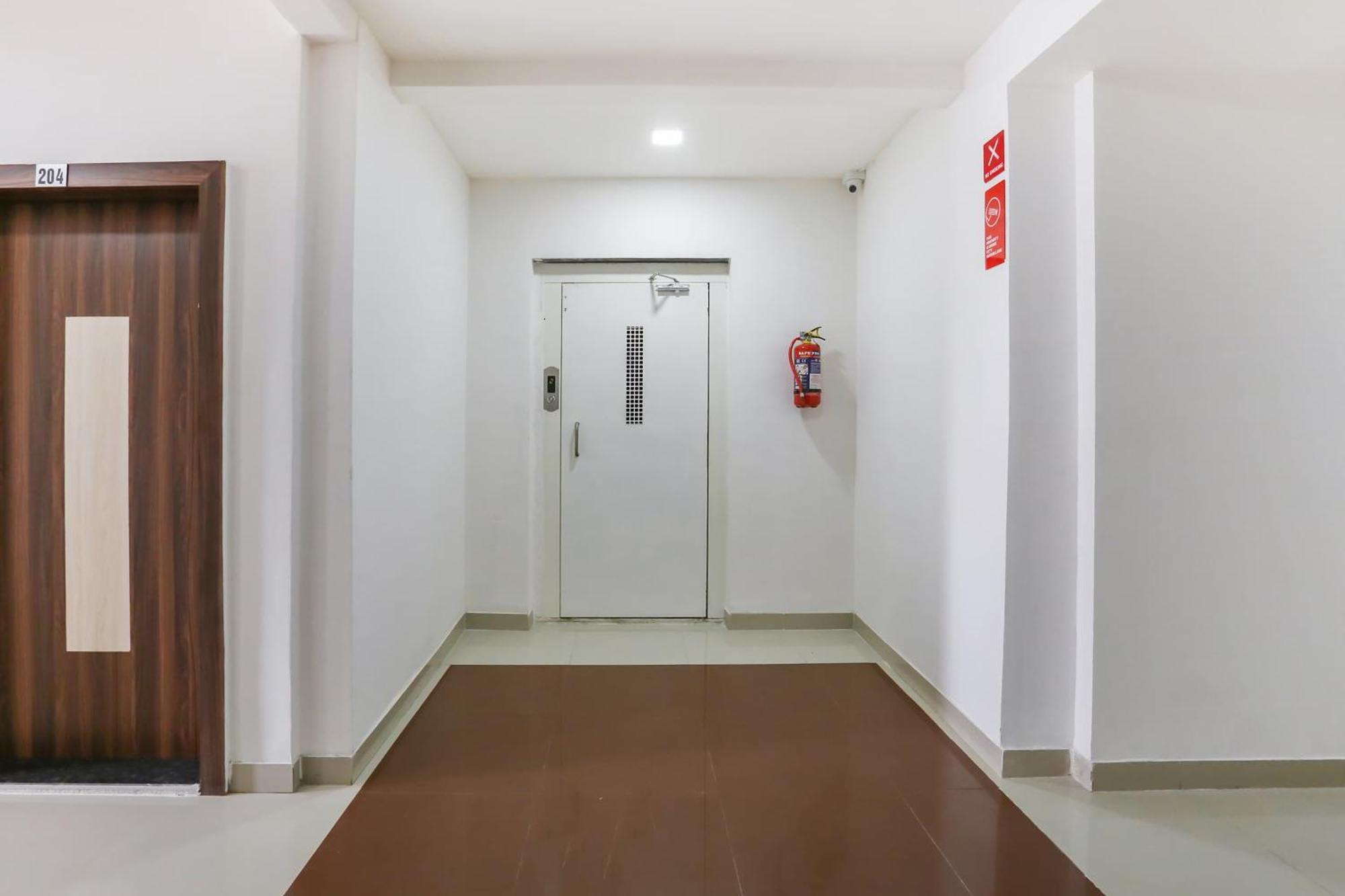Hotel O Pingara Executive Phursungi ภายนอก รูปภาพ
