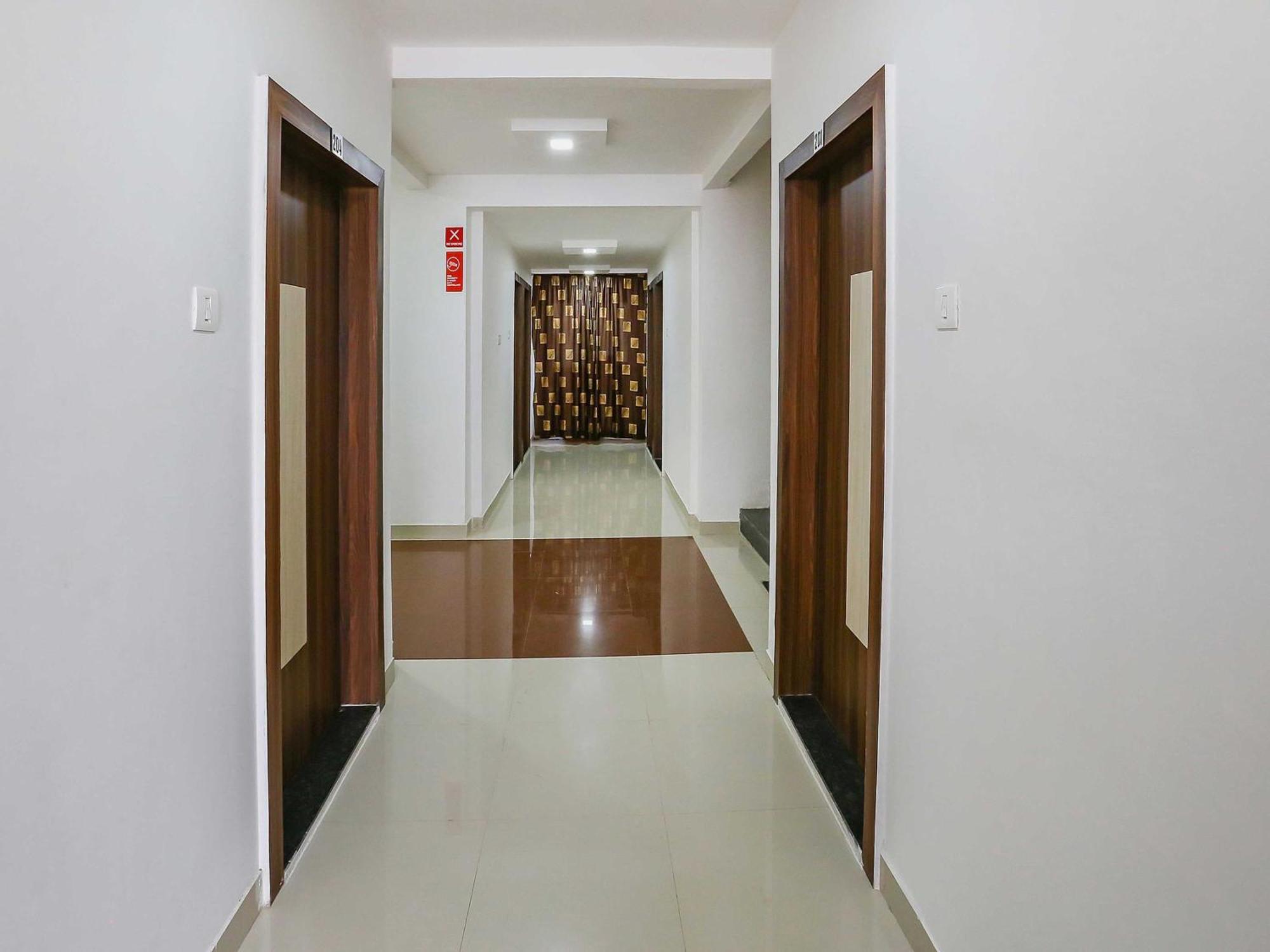 Hotel O Pingara Executive Phursungi ภายนอก รูปภาพ